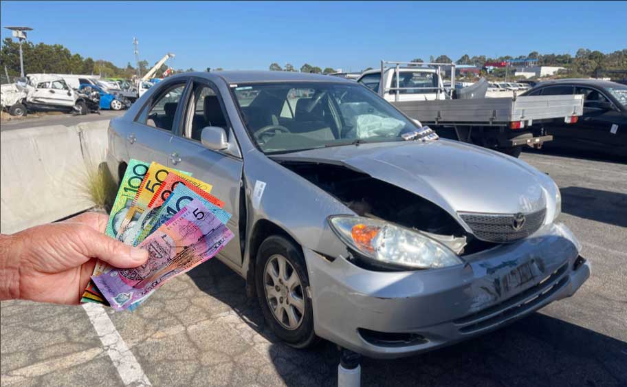 accidental car getting cash on Sunshine Coast